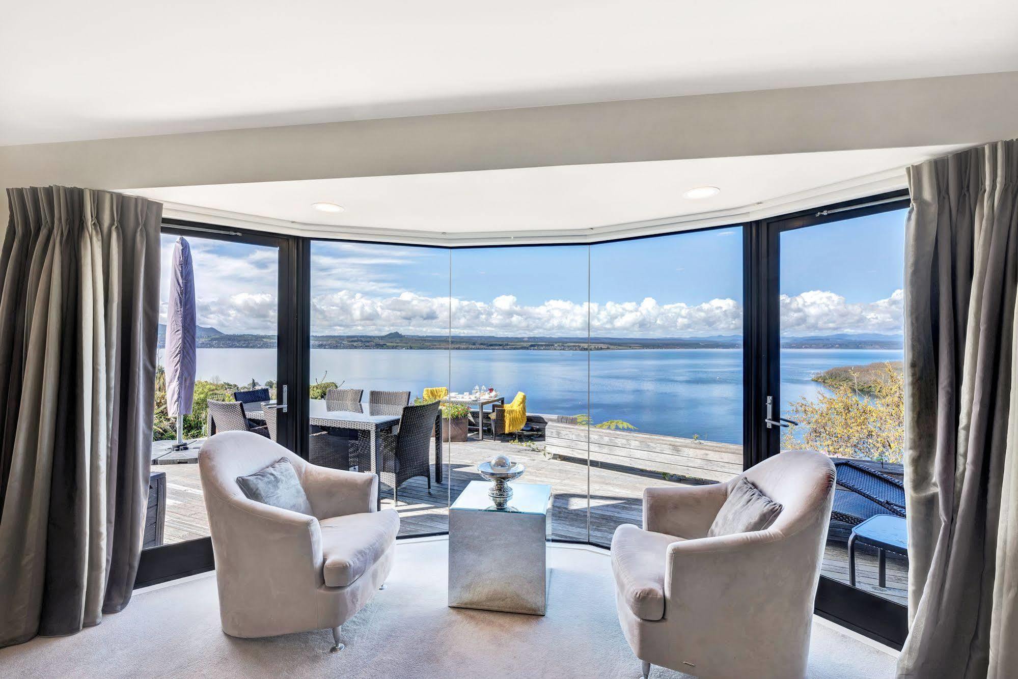 Serenity On Wakeman Taupo Dış mekan fotoğraf